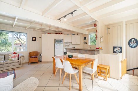 Photo of property in 103 Vista Paku, Pauanui, Hikuai, 3579