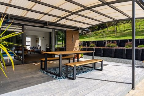 Photo of property in 347 Taraunui Road, Parua Bay, Onerahi, 0192