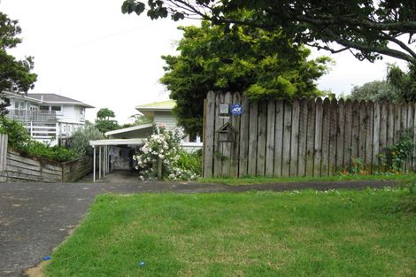 Photo of property in 6 Kiekie Road, Mangere Bridge, Auckland, 2022