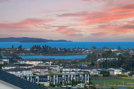 Photo of property in 129 Wainui Road, Silverdale, 0932