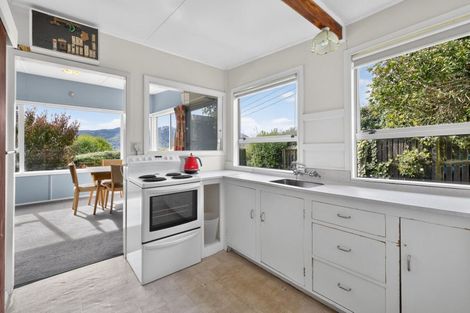 Photo of property in 14 Hunters Road, Diamond Harbour, Lyttelton, 8971