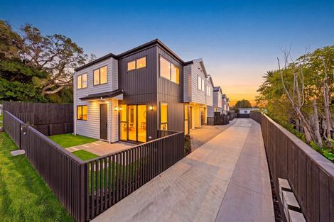 Photo of property in 12 Roseberry Avenue, Birkenhead, Auckland, 0626