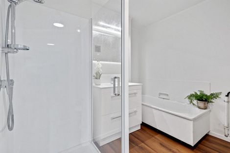 Photo of property in 16 Penryn Drive, Camborne, Porirua, 5026