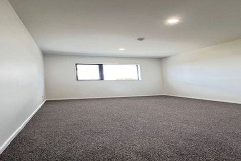Photo of property in 4 Medina Place, Half Moon Bay, Auckland, 2012