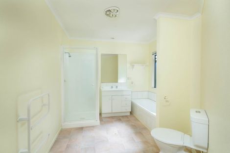 Photo of property in 11 Balmoral Drive, Hilltop, Taupo, 3330