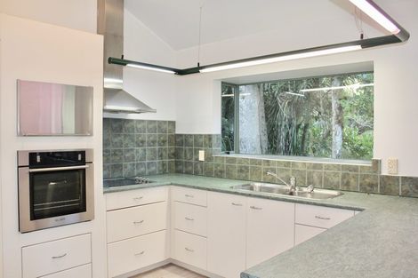 Photo of property in 153 Woodlands Park Road, Titirangi, Auckland, 0604