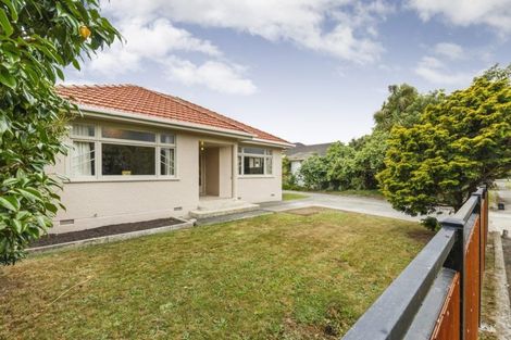 Photo of property in 27 Hardie Street, Hokowhitu, Palmerston North, 4410