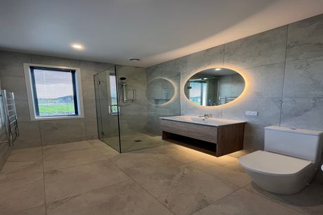 Photo of property in 8 The Lakes Drive, Kerikeri, 0230