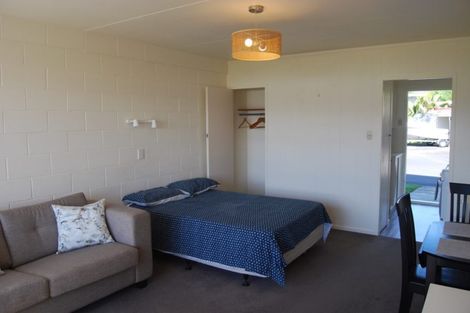 Photo of property in 150c One Tree Point Road, One Tree Point, 0118