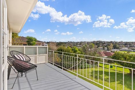 Photo of property in 43 Alton Avenue, Hillcrest, Auckland, 0627
