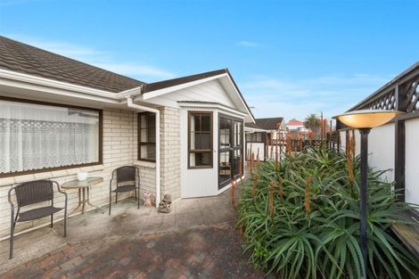 Photo of property in 9b Victoria Avenue, Waiuku, 2123