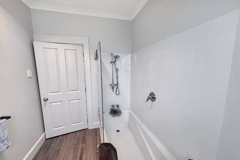 Photo of property in 68 Allardice Street, Dannevirke, 4930