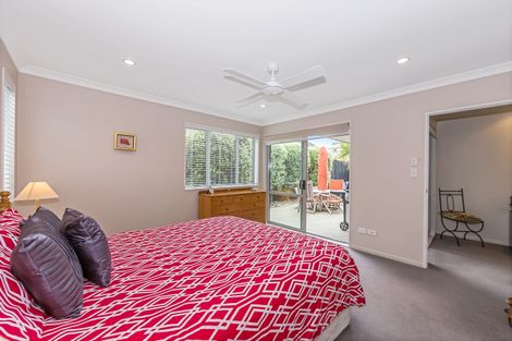 Photo of property in 1 Bridal Place, Silverdale, 0932