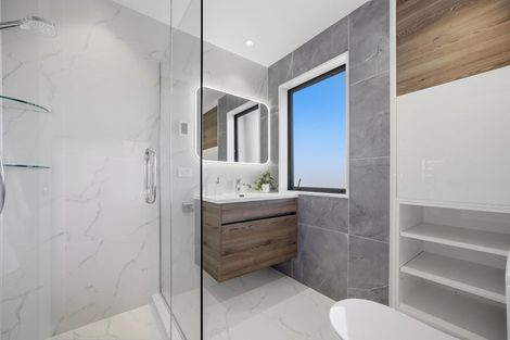 Photo of property in 5 Luff Place, Long Bay, Auckland, 0630