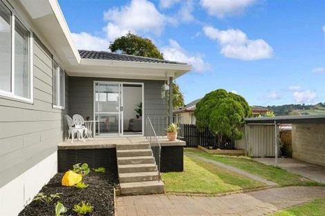 Photo of property in 2/77 Luanda Drive, Ranui, Auckland, 0612
