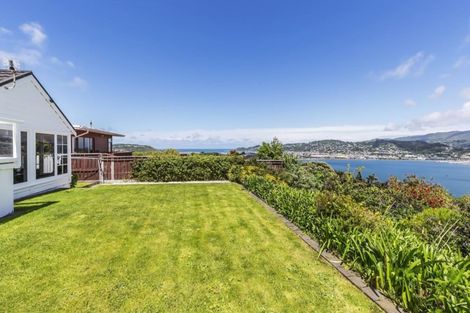 Photo of property in 20 Duchess Place, Maupuia, Wellington, 6022