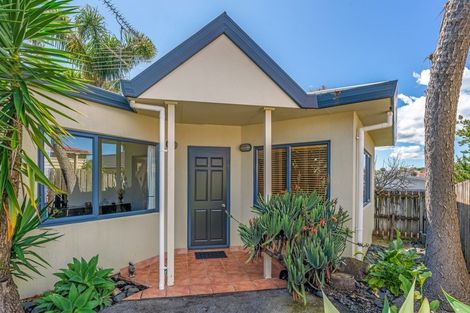 Photo of property in 1/70 Howe Street, Howick, Auckland, 2014
