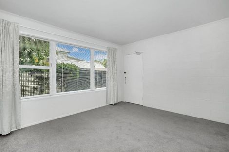 Photo of property in 231a Point Chevalier Road, Point Chevalier, Auckland, 1022