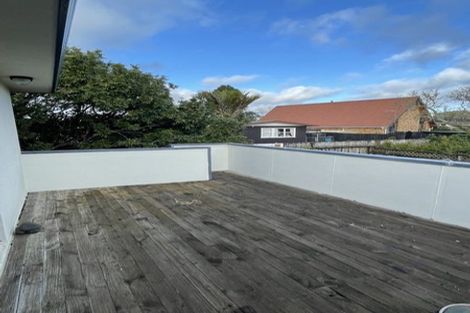 Photo of property in 17 Tokay Place, Huapai, Kumeu, 0810