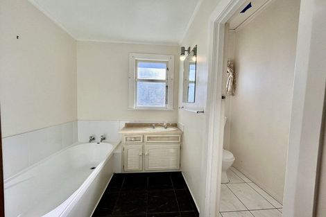 Photo of property in 37 King Street, Taradale, Napier, 4112