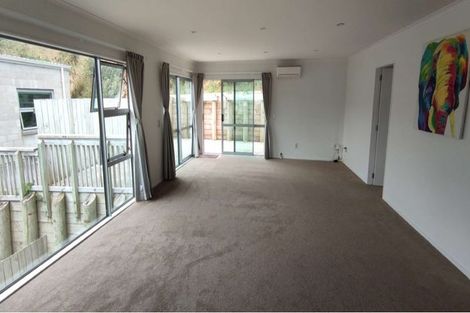 Photo of property in 21 Cresswell Place, Johnsonville, Wellington, 6037