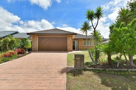 Photo of property in 106 Lakeside Drive, Orewa, 0931