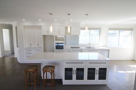 Photo of property in 52 Hamilton Drive, Wainui, Gisborne, 4010