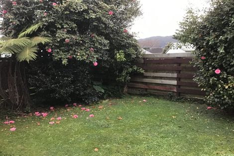 Photo of property in 13a Waddington Drive, Naenae, Lower Hutt, 5011