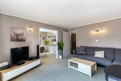 Photo of property in 1/9 Weka Road, Waipahihi, Taupo, 3330