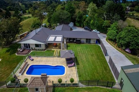 Photo of property in 38 Mcgiven Drive, Ridgewood, New Plymouth, 4371