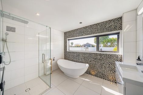 Photo of property in 91 Endeavour Drive, Whitby, Porirua, 5024