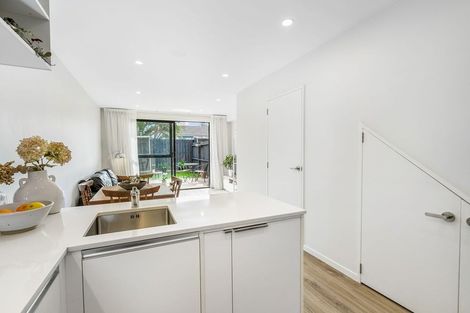 Photo of property in 35 Ivy Nola Way, Henderson, Auckland, 0612