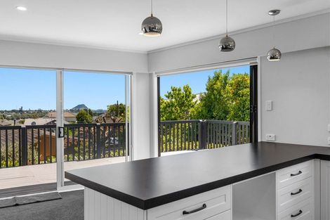 Photo of property in 17 Hairini Street, Hairini, Tauranga, 3112