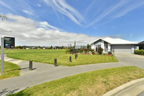 Photo of property in 10 Limbrick Crescent, Wigram, Christchurch, 8042