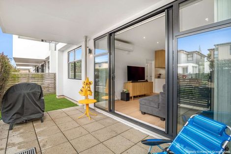 Photo of property in 2/445 Hibiscus Coast Highway, Orewa, 0931