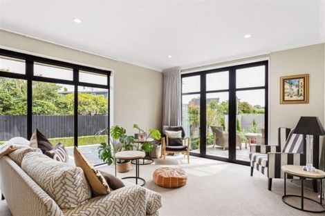 Photo of property in 11 Penhelig Place, Burnside, Christchurch, 8053