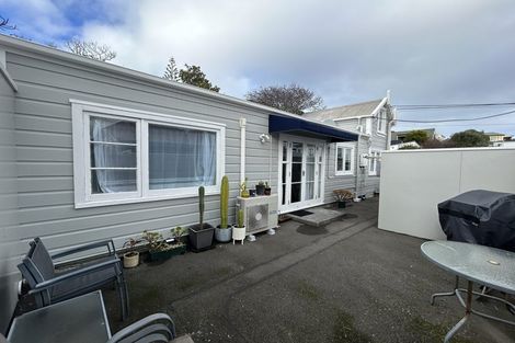 Photo of property in 3/41 Austin Street, Mount Victoria, Wellington, 6011