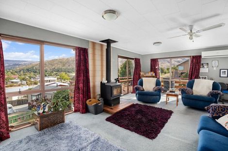 Photo of property in 29 Fraser Street, Clyde, 9330