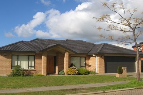 Photo of property in 15 Belcoo Crescent, East Tamaki, Auckland, 2013