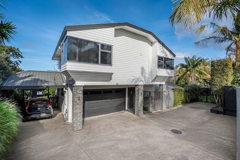 Photo of property in 2/16 Law Street, Torbay, Auckland, 0630