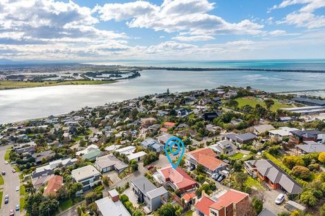 Photo of property in 8 Michael Avenue, Mount Pleasant, Christchurch, 8081