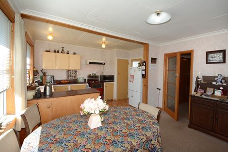 Photo of property in 141 Macandrew Road, South Dunedin, Dunedin, 9012