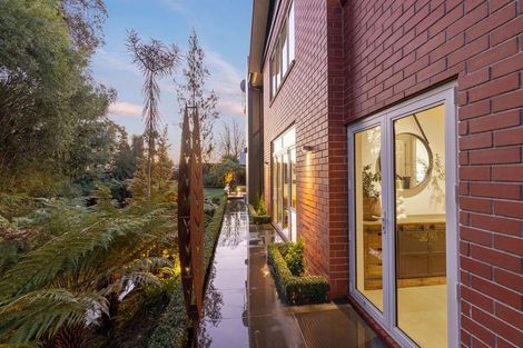 Photo of property in 17a Hamilton Avenue, Ilam, Christchurch, 8041