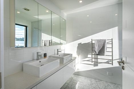 Photo of property in 11/6 The Marina, Tairua, 3508