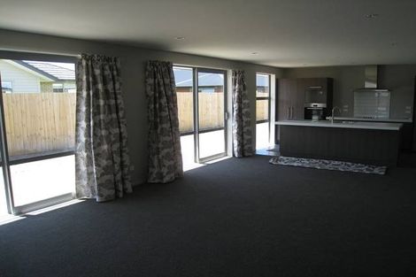 Photo of property in 92 Beaumont Drive, Rolleston, 7614