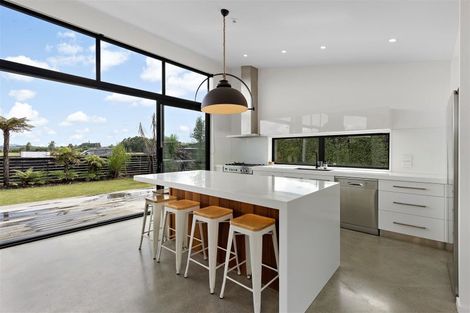 Photo of property in 99 Cashmere Bay Road, Moana, 7875