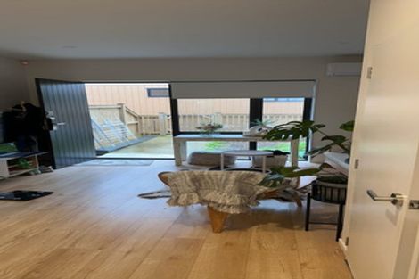 Photo of property in 19/9 Schnapper Rock Road, Greenhithe, Auckland, 0632