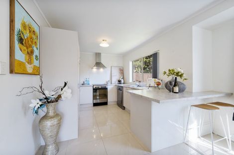 Photo of property in 16 Munroe Road, Ranui, Auckland, 0612