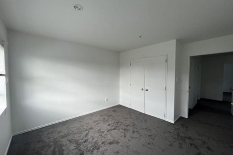 Photo of property in Waimanu Bay Village, 3/1 Piriti Drive, Te Atatu Peninsula, Auckland, 0610