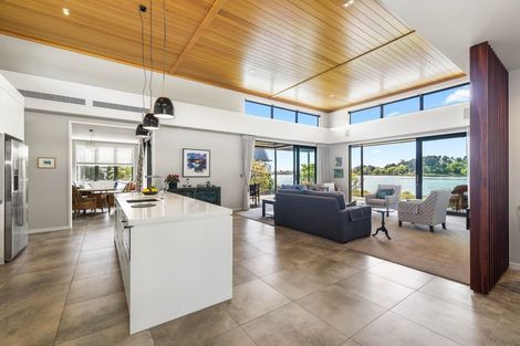 Photo of property in 54 Lake Crescent, Hamilton Lake, Hamilton, 3204